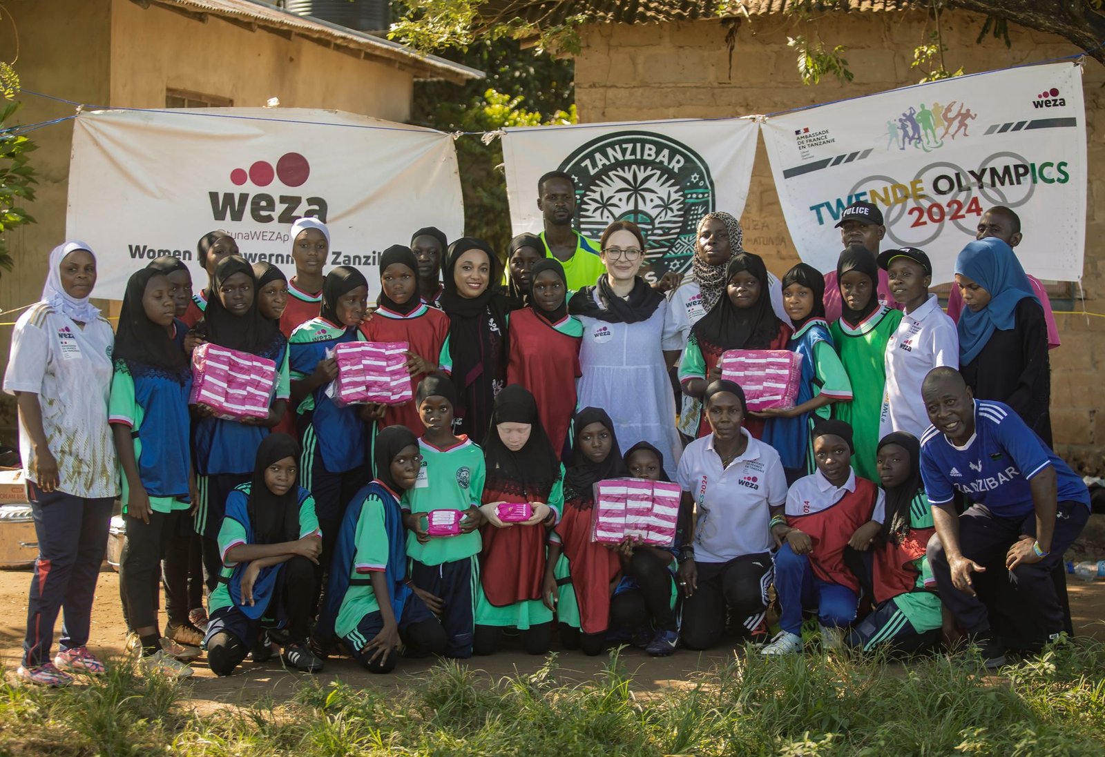 Health kit distribution